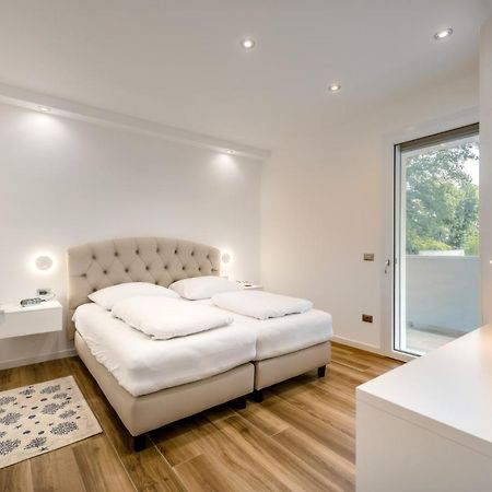 Ferrari Apartments Ponente Caorle Bagian luar foto