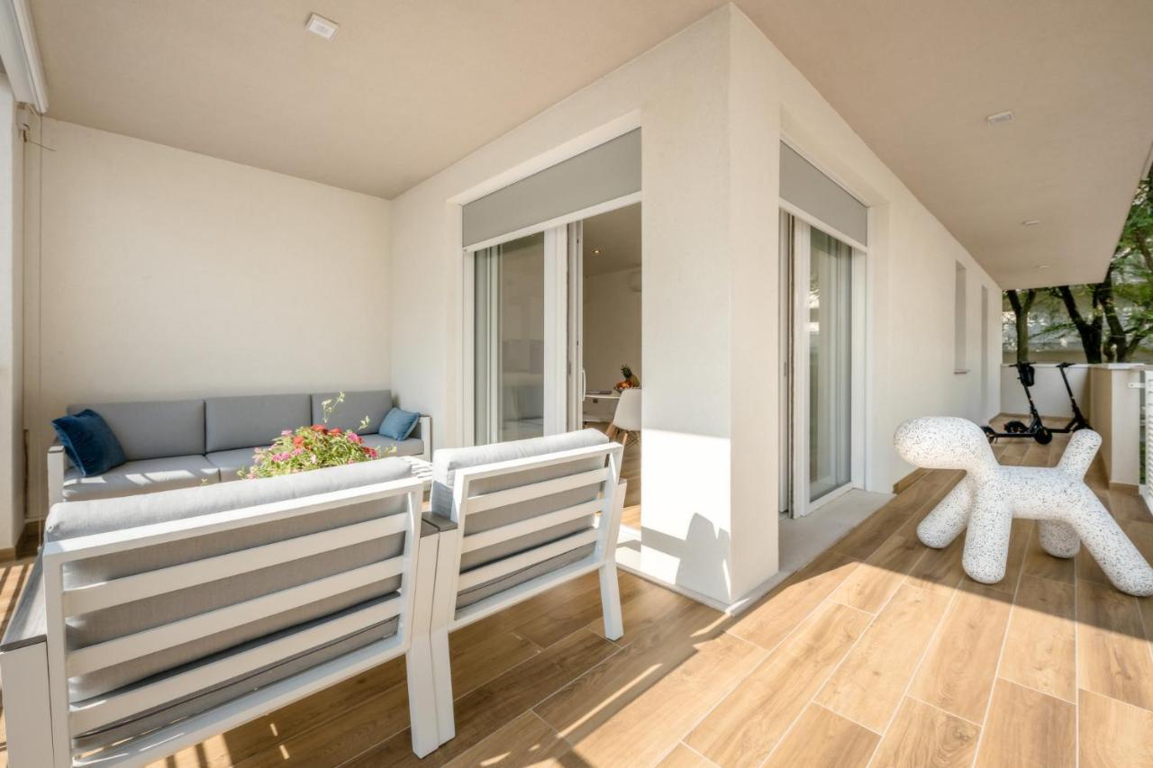 Ferrari Apartments Ponente Caorle Bagian luar foto